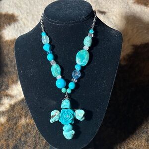 DaVinci Turquoise Western Cross necklace